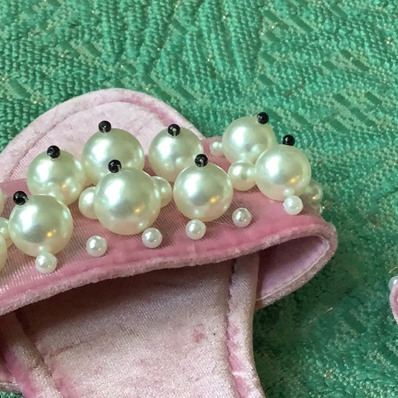 🥿🌸Ladies Pink Pearl Flats 🌸🥿 - Picture 2 of 6
